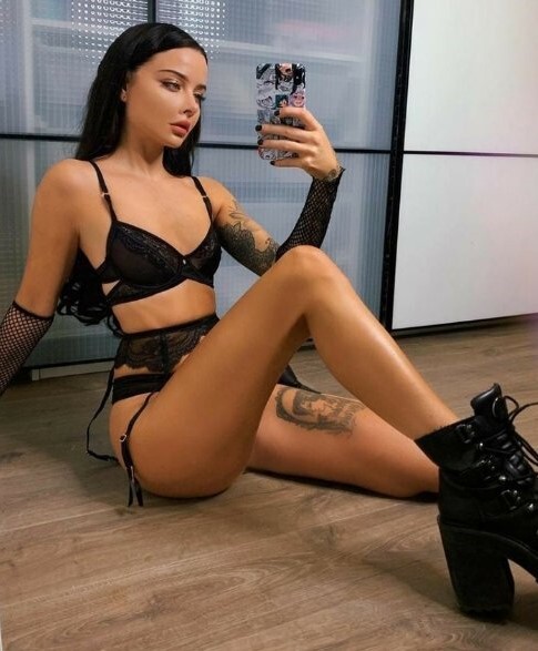 Индивидуалка  СПб Гулия Достоевская +7(981)827-05-47 - фото 